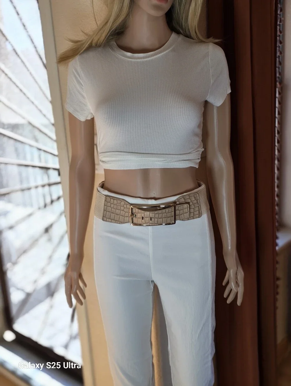 Vintage Wide Beige Croc-Embossed Elastic Cinch Belt - Gold Buckle